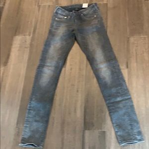 H & M gray skinny jeans